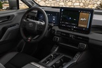 Toyota может вернуть физические кнопки в новый RAV4